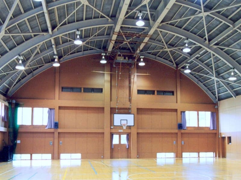 阪奈中央リハビリテーション専門学校の体育館
